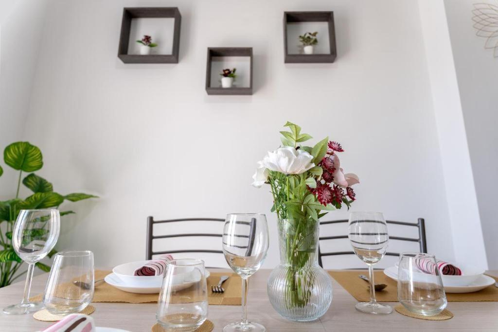 Medea Home คาตาเนีย ภายนอก รูปภาพ